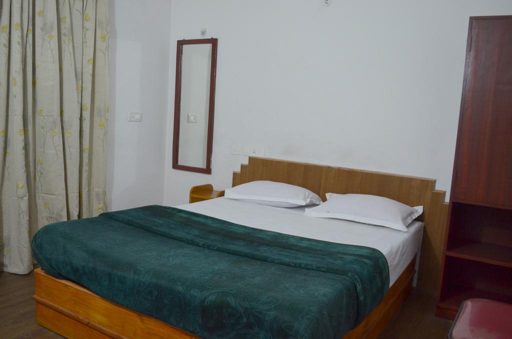 Hill Heaven Home Stay Кодайканал Экстерьер фото