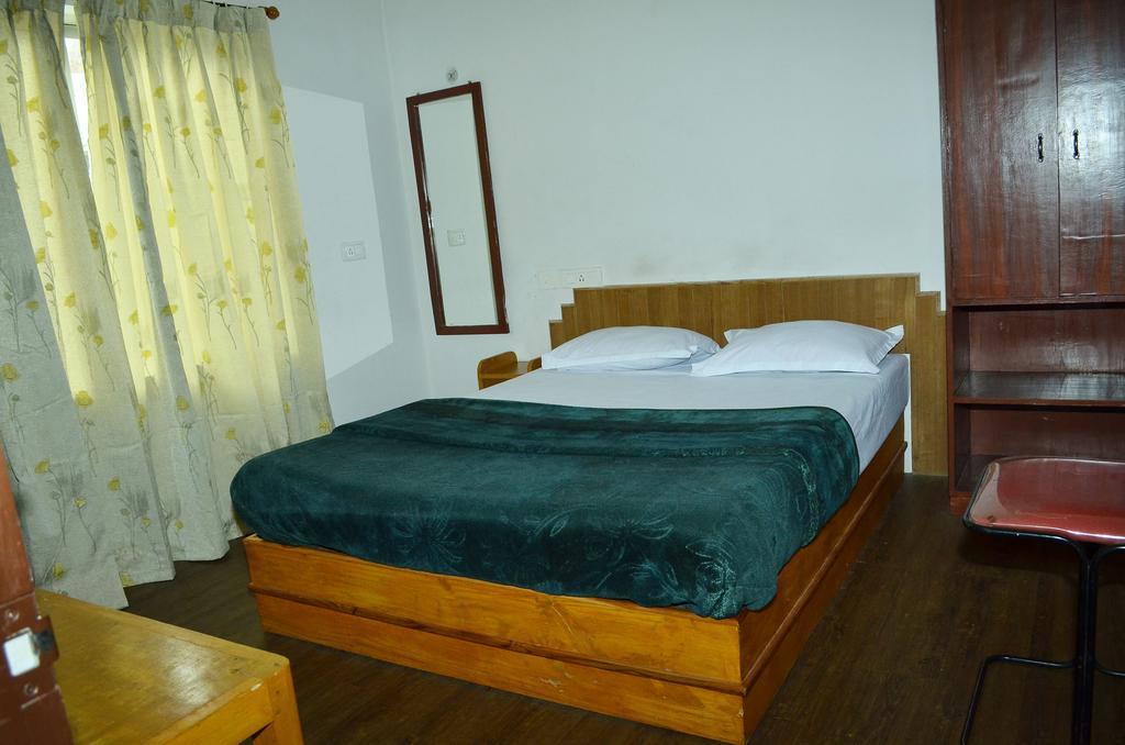 Hill Heaven Home Stay Кодайканал Экстерьер фото